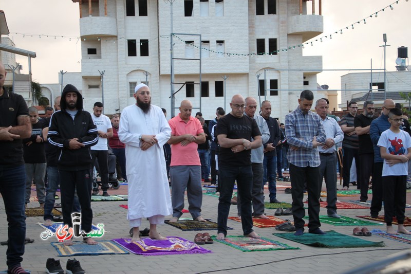 فيديو: شعائر  صلاة  وخطبة عيد الفطر  من مسجد صلاح الدين والشيخ اشرف عيسى يؤكد : حال مجتمعنا لا يُبشر بخير ... العنف والجريمة احتلا عقول شبابنا لبعدهم عن دينهم       